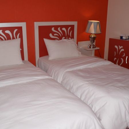 Leader Apartments 2 Kuwait City ภายนอก รูปภาพ