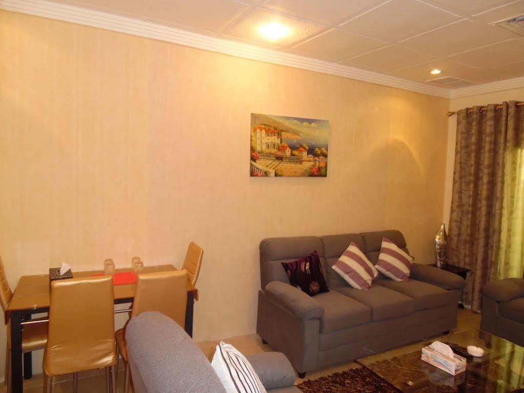 Leader Apartments 2 Kuwait City ภายนอก รูปภาพ